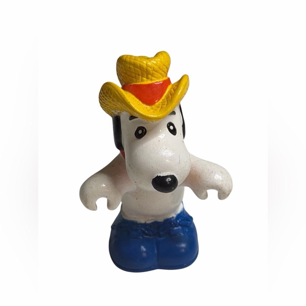 Vintage Snoopy figure with Cowboy Hat Approximately 2”